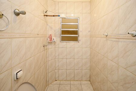 Casa à venda com 240m², 4 quartos e 2 vagasBanheiro casa 2