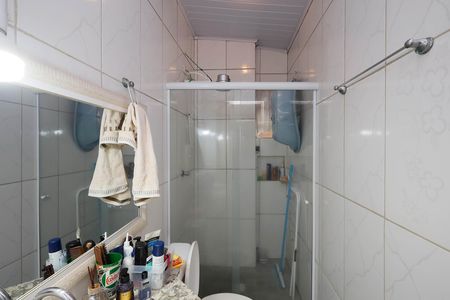 Casa à venda com 240m², 4 quartos e 2 vagasBanheiro casa 3