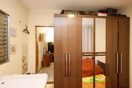 Casa à venda com 240m², 4 quartos e 2 vagasQuarto casa 1