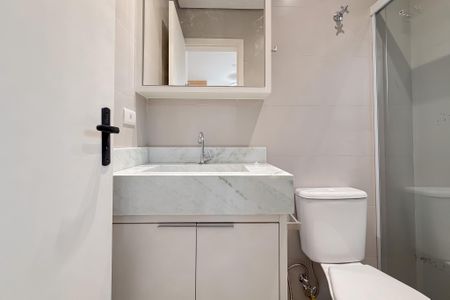 Studio à venda com 27m², 1 quarto e sem vaga Studio à venda com 27m², 1 quarto e sem vagaBanheiro