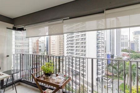 Apartamento para alugar com 87m², 2 quartos e 2 vagas Apartamento para alugar com 87m², 2 quartos e 2 vagasVaranda