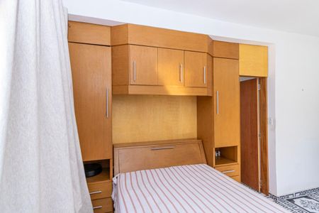 Casa para alugar com 200m², 3 quartos e 3 vagas Casa para alugar com 200m², 3 quartos e 3 vagasQuarto 2 Suíte - Armário