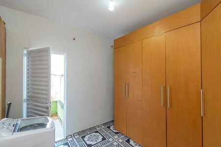 Casa para alugar com 200m², 3 quartos e 3 vagas Casa para alugar com 200m², 3 quartos e 3 vagasQuarto 3
