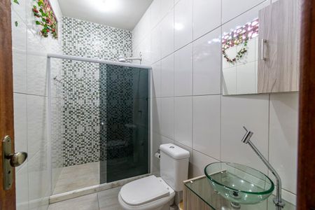 Casa para alugar com 200m², 3 quartos e 3 vagas Casa para alugar com 200m², 3 quartos e 3 vagasBanheiro Social