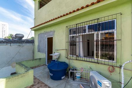 Casa para alugar com 200m², 3 quartos e 3 vagas Casa para alugar com 200m², 3 quartos e 3 vagasVaranda do Quarto 3