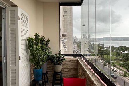 Apartamento para alugar com 130m², 2 quartos e 1 vaga Apartamento para alugar com 130m², 2 quartos e 1 vagaVaranda da Sala