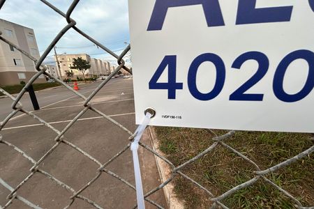 Apartamento à venda com 45m², 2 quartos e 1 vaga Apartamento à venda com 45m², 2 quartos e 1 vagaPlaca