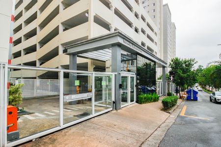 Apartamento para alugar com 44m², 2 quartos e 1 vaga Apartamento para alugar com 44m², 2 quartos e 1 vagafACHADAPortaria