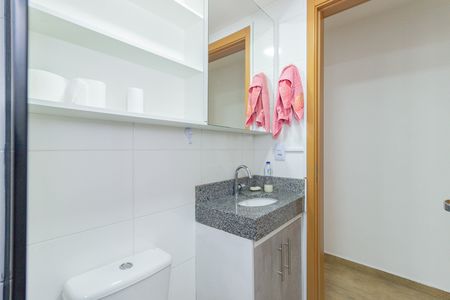 Apartamento para alugar com 44m², 2 quartos e 1 vaga Apartamento para alugar com 44m², 2 quartos e 1 vagaBanheiro