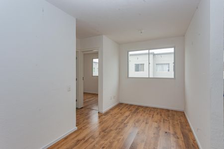 Sala de apartamento para alugar com 2 quartos, 44m² em Parque Bristol, São Paulo