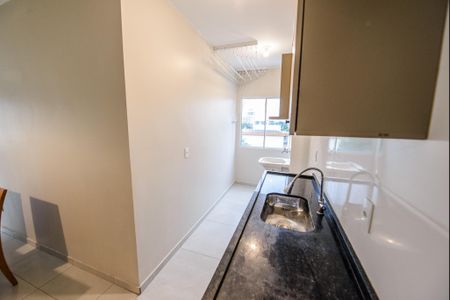 Apartamento para alugar com 64m², 2 quartos e 1 vaga Apartamento para alugar com 64m², 2 quartos e 1 vagaCozinha e Área de Serviço