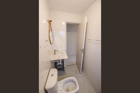 Apartamento para alugar com 64m², 2 quartos e 1 vaga Apartamento para alugar com 64m², 2 quartos e 1 vagaBanheiro da Suíte