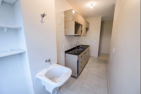 Apartamento para alugar com 64m², 2 quartos e 1 vaga Apartamento para alugar com 64m², 2 quartos e 1 vagaCozinha e Área de Serviço