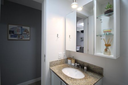 Apartamento para alugar com 64m², 2 quartos e 1 vagaBanheiro