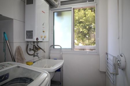 Apartamento para alugar com 64m², 2 quartos e 1 vagaÁrea de Serviço