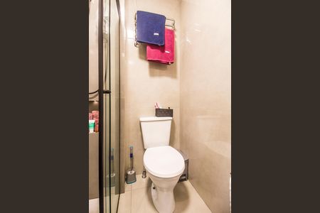 Banheiro de apartamento à venda com 2 quartos, 52m² em Alphaville Empresarial, Barueri