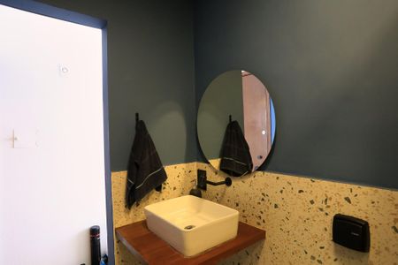 Apartamento para alugar com 16m², 1 quarto e sem vaga Apartamento para alugar com 16m², 1 quarto e sem vagaBanheiro