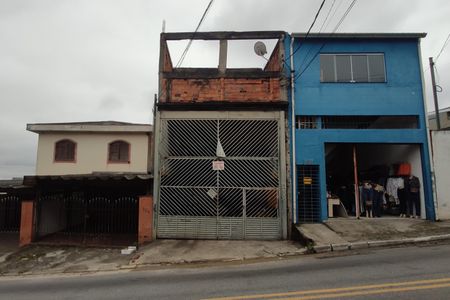 Casa para alugar com 60m², 2 quartos e sem vaga Casa para alugar com 60m², 2 quartos e sem vagaFachada