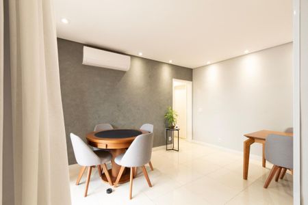 Apartamento para alugar com 110m², 3 quartos e 2 vagas Apartamento para alugar com 110m², 3 quartos e 2 vagasSala