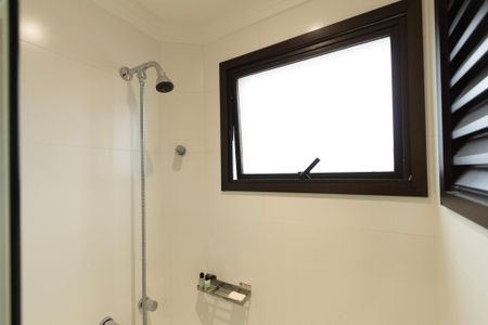 Apartamento para alugar com 110m², 3 quartos e 2 vagas Apartamento para alugar com 110m², 3 quartos e 2 vagasBanheiro Social