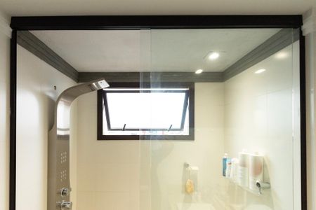 Apartamento para alugar com 110m², 3 quartos e 2 vagas Apartamento para alugar com 110m², 3 quartos e 2 vagasBanheiro Suíte
