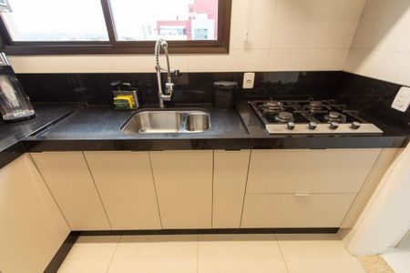 Apartamento para alugar com 110m², 3 quartos e 2 vagas Apartamento para alugar com 110m², 3 quartos e 2 vagasCozinha