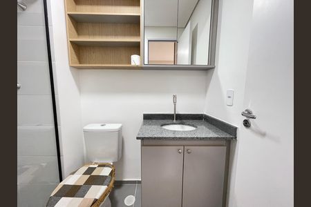 Apartamento para alugar com 33m², 1 quarto e sem vaga Apartamento para alugar com 33m², 1 quarto e sem vagaBanheiro