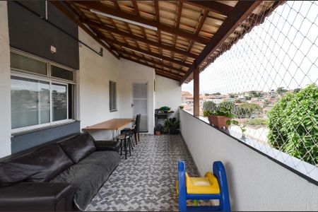 Apartamento à venda com 150m², 2 quartos e 2 vagas