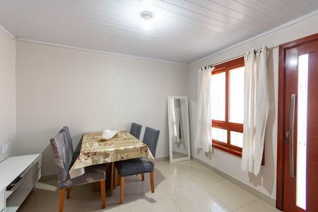 Casa à venda com 3 quartos, 95m² em Mato Grande, Canoas