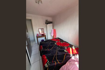 Quarto  de apartamento à venda com 2 quartos, 40m² em Mário Quintana, Porto Alegre