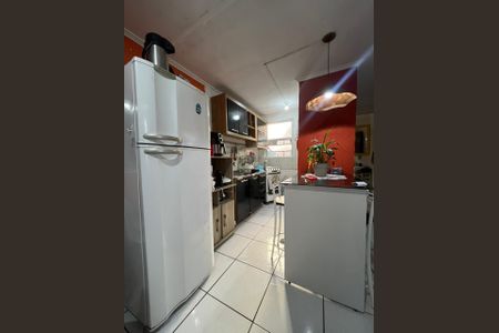 Cozinha de apartamento à venda com 2 quartos, 40m² em Mário Quintana, Porto Alegre