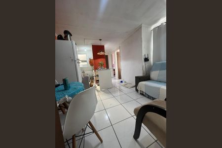 Sala de apartamento à venda com 2 quartos, 40m² em Mário Quintana, Porto Alegre