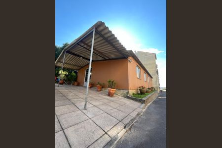 Área externa de apartamento à venda com 2 quartos, 40m² em Mário Quintana, Porto Alegre