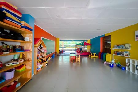 Apartamento à venda com 93m², 3 quartos e 1 vaga Apartamento à venda com 93m², 3 quartos e 1 vagaBrinquedoteca