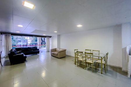 Apartamento à venda com 93m², 3 quartos e 1 vaga Apartamento à venda com 93m², 3 quartos e 1 vagaÁrea comum