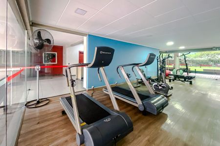 Apartamento à venda com 93m², 3 quartos e 1 vaga Apartamento à venda com 93m², 3 quartos e 1 vagaÁrea comum - Academia