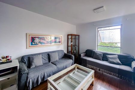 Apartamento à venda com 93m², 3 quartos e 1 vaga Apartamento à venda com 93m², 3 quartos e 1 vagaSala