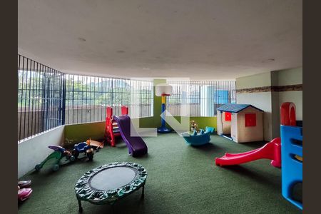 Apartamento à venda com 64m², 2 quartos e 1 vaga Apartamento à venda com 64m², 2 quartos e 1 vagaÁrea comum