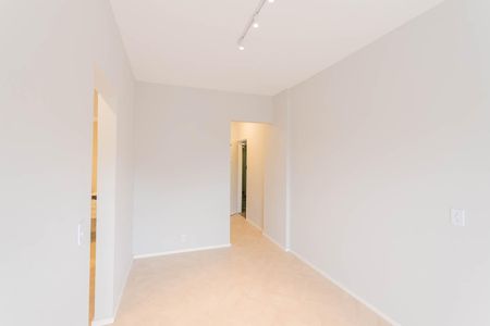 Apartamento à venda com 64m², 2 quartos e 1 vagaSala