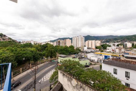 Apartamento à venda com 64m², 2 quartos e 1 vagaVaranda Quarto 1