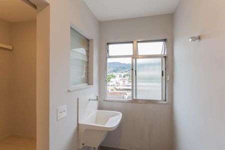 Apartamento à venda com 64m², 2 quartos e 1 vagaCozinha e Área de Serviço
