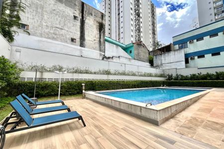 Apartamento à venda com 65m², 2 quartos e 1 vaga Apartamento à venda com 65m², 2 quartos e 1 vagaÁrea comum - Piscina