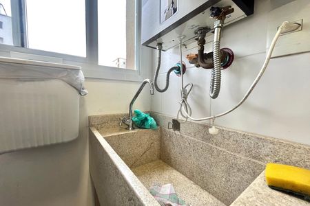 Apartamento à venda com 65m², 2 quartos e 1 vaga Apartamento à venda com 65m², 2 quartos e 1 vagaÁrea de Serviço