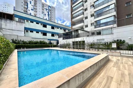 Apartamento à venda com 65m², 2 quartos e 1 vaga Apartamento à venda com 65m², 2 quartos e 1 vagaÁrea comum - Piscina