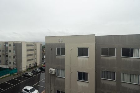 Vista da Sala de apartamento para alugar com 2 quartos, 42m² em Guaratiba, Rio de Janeiro
