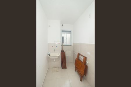 Apartamento para alugar com 42m², 2 quartos e sem vaga Apartamento para alugar com 42m², 2 quartos e sem vagaCozinha e Área de Serviço
