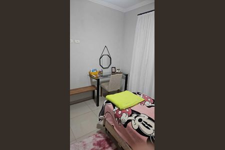Casa para alugar com 200m², 3 quartos e 3 vagas Casa para alugar com 200m², 3 quartos e 3 vagasQuarto