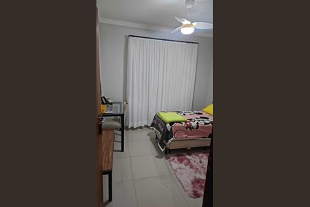 Casa para alugar com 200m², 3 quartos e 3 vagas Casa para alugar com 200m², 3 quartos e 3 vagasQuarto