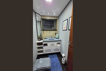 Casa para alugar com 200m², 3 quartos e 3 vagas Casa para alugar com 200m², 3 quartos e 3 vagasBanheiro