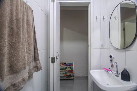 Casa à venda com 125m², 2 quartos e 1 vagaBanheiro